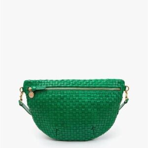 Clare V Grande Fanny in grass woven check